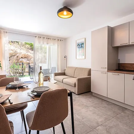 L'ile De Beaute - Climatise *