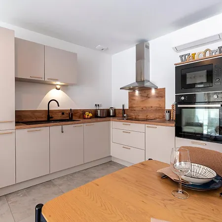 L'ile De Beaute - Climatise 公寓